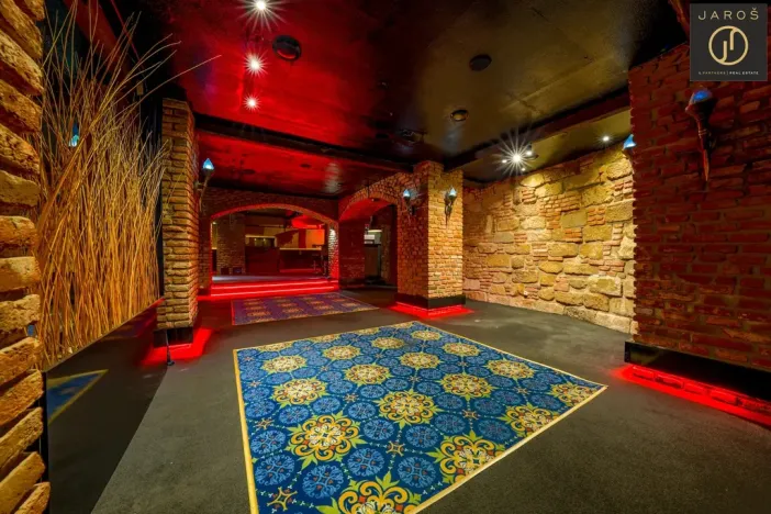 Prodej obchodního prostoru, Petrovice, 450 m2