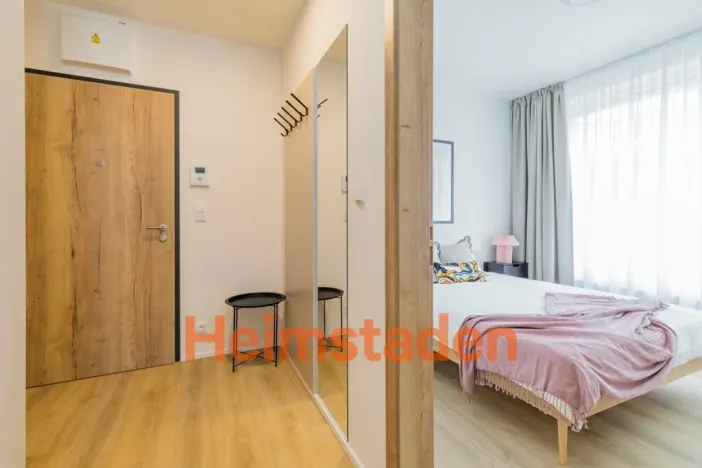 Pronájem bytu 2+kk, Praha - Holešovice, U Pergamenky, 54 m2