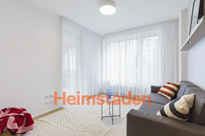 Pronájem bytu 3+1, Praha - Holešovice, U Pergamenky, 61 m2