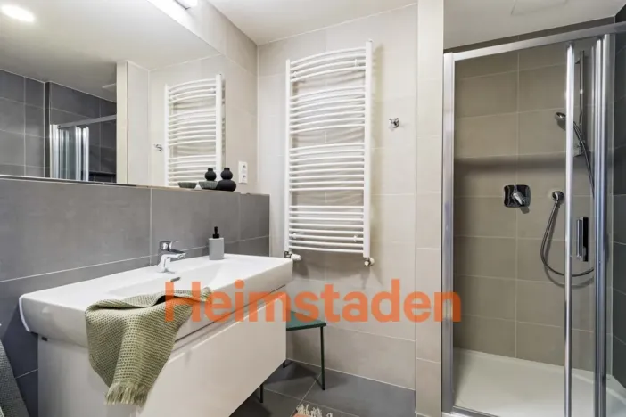 Pronájem bytu 3+1, Praha - Holešovice, U Pergamenky, 61 m2