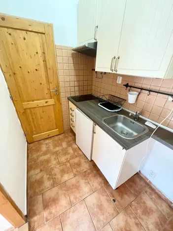 Pronájem bytu 2+kk, Praha - Michle, Pobočná, 44 m2