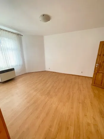 Pronájem bytu 2+kk, Praha - Michle, Pobočná, 44 m2