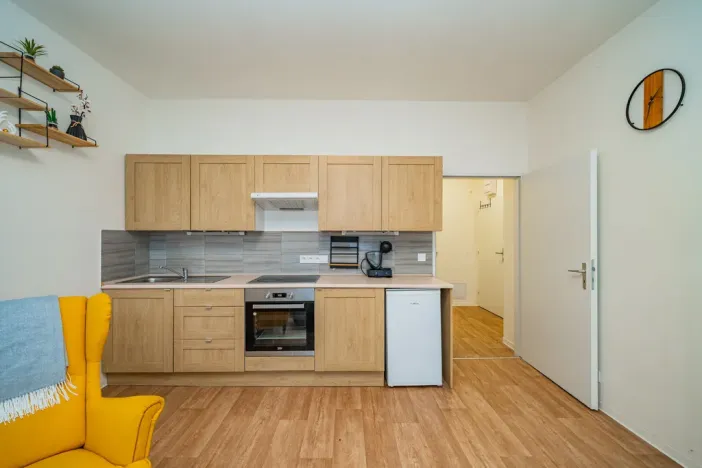 Pronájem bytu 2+kk, Praha - Střešovice, U první baterie, 44 m2