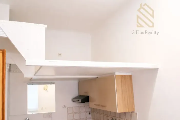 Pronájem bytu 1+kk, Praha - Střešovice, Nad hradním vodojemem, 15 m2