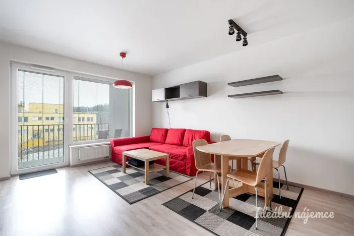 Pronájem bytu 2+kk, Praha - Vysočany, Strnadových, 60 m2