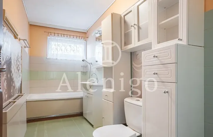 Prodej vícegeneračního domu, Praha - Ďáblice, Vojkovická, 182 m2