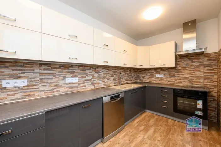 Prodej bytu 3+1, Planá, Wolkerova, 66 m2