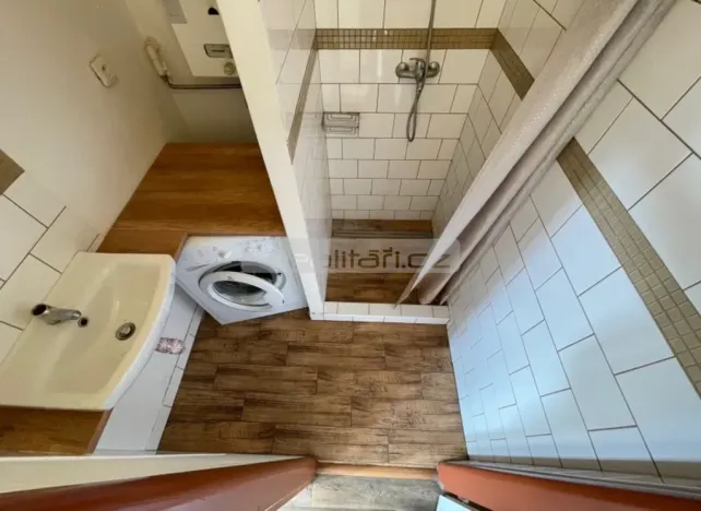 Pronájem bytu 1+kk, Plzeň - Doubravka, Nad Týncem, 28 m2