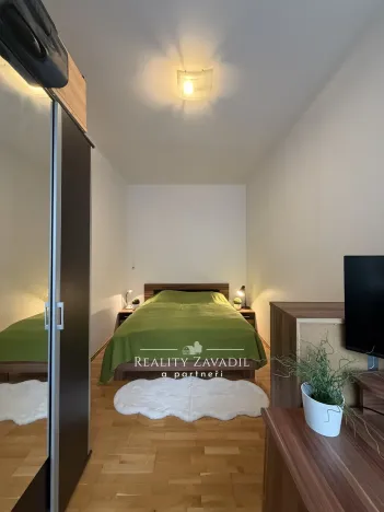 Prodej bytu 2+kk, Praha - Smíchov, Pechlátova, 39 m2