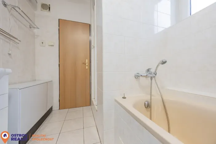 Prodej rodinného domu, Zvole, 250 m2