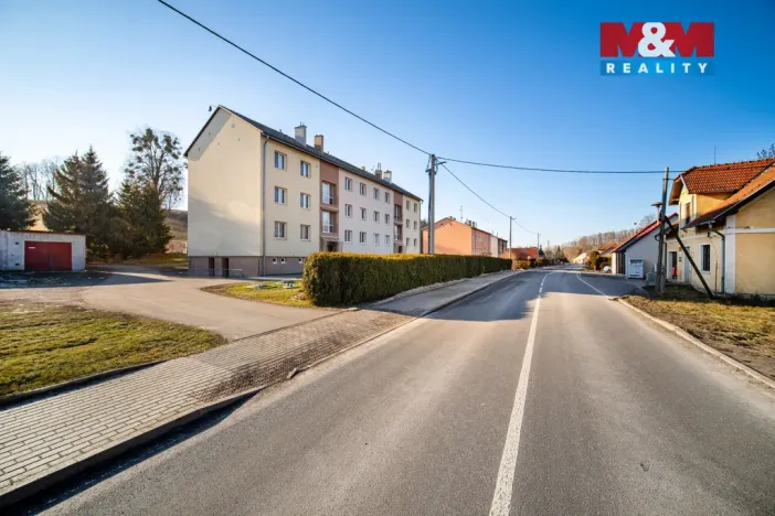 Prodej bytu 3+1, Čistá, 70 m2