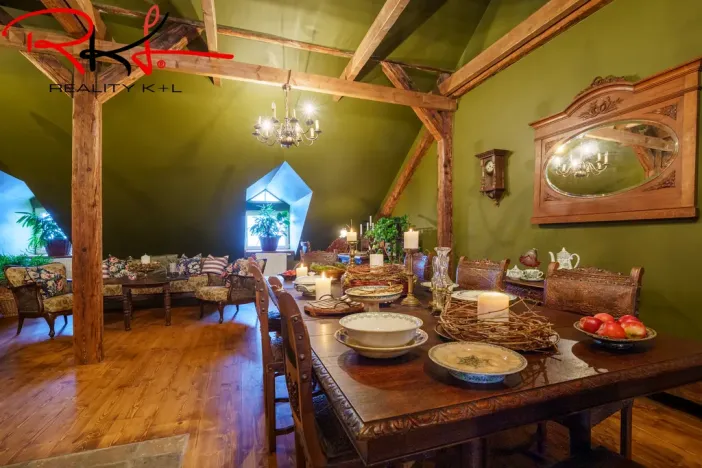 Pronájem bytu 2+kk, Roudnice nad Labem, Husovo náměstí, 129 m2