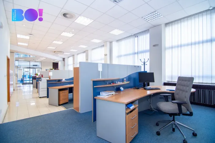 Pronájem obchodního prostoru, Frýdek-Místek - Frýdek, tř. T. G. Masaryka, 365 m2