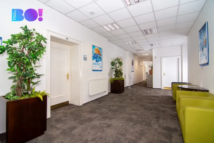 Pronájem obchodního prostoru, Frýdek-Místek - Frýdek, tř. T. G. Masaryka, 365 m2