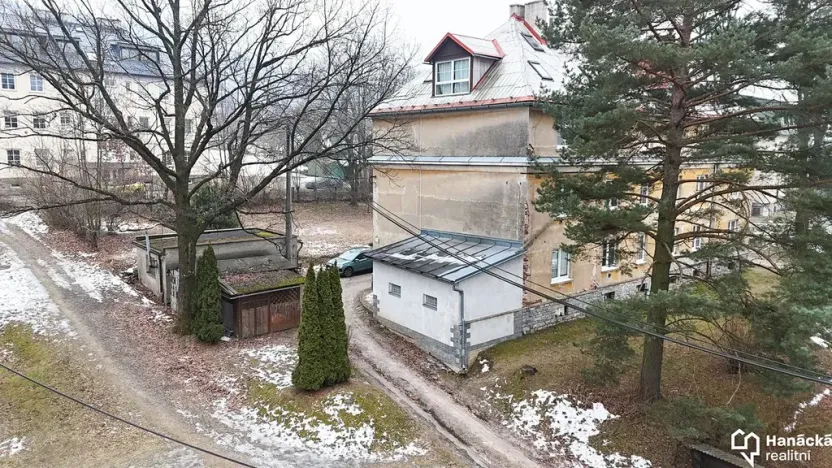 Prodej garáže, Jeseník, Husova, 20 m2