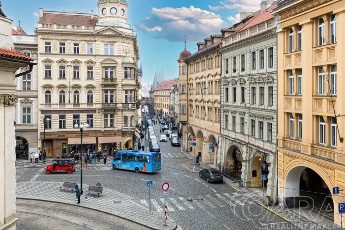 Prodej bytu 4+1, Praha - Malá Strana, Malostranské náměstí, 91 m2