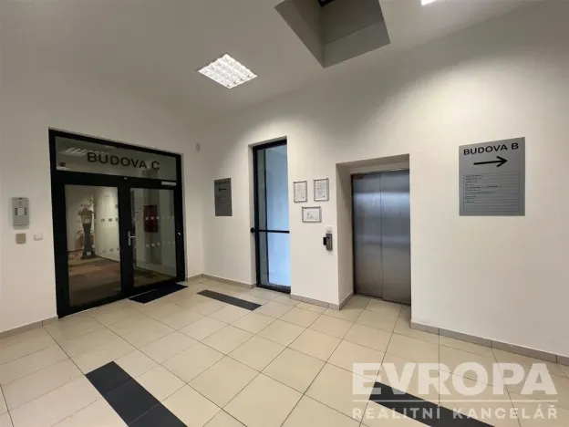 Pronájem kanceláře, Praha - Stodůlky, Prusíkova, 83 m2