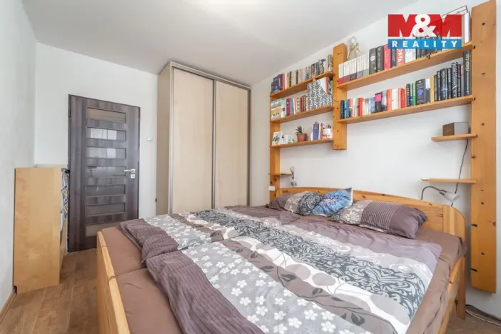 Prodej bytu 3+1, Praha - Prosek, Litvínovská, 75 m2