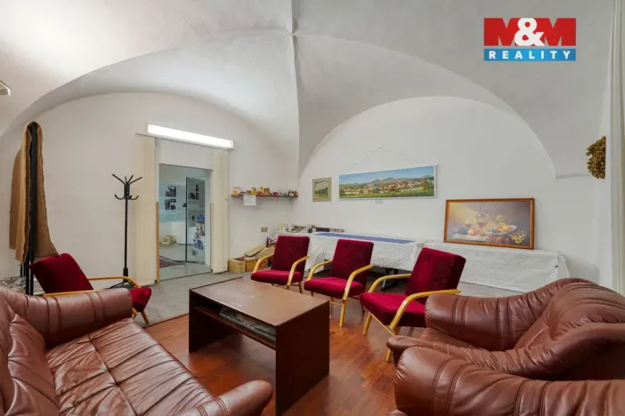 Pronájem obchodního prostoru, Žatec, náměstí Svobody, 80 m2