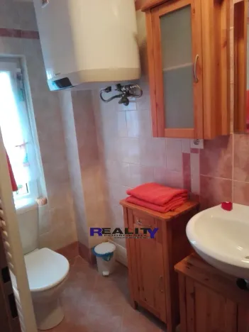 Pronájem bytu 1+kk, Žatec, Tyršova, 29 m2