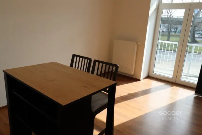 Pronájem bytu 2+kk, Praha - Holešovice, V závětří, 42 m2