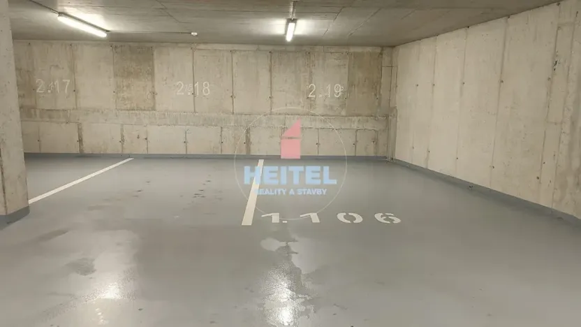 Pronájem garážového stání, Olomouc, Camilla Sitteho, 19 m2