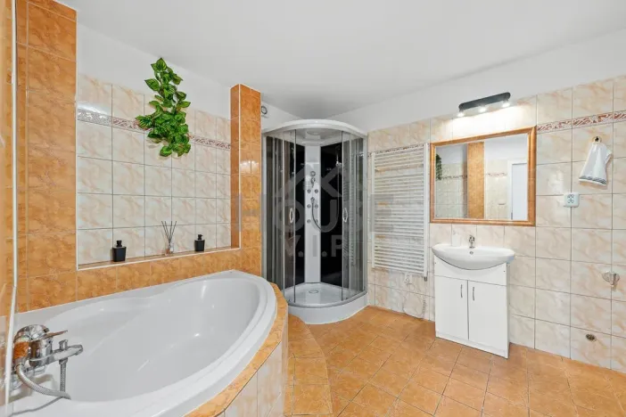 Prodej bytu 3+1, Roudnice nad Labem, Kratochvílova, 108 m2