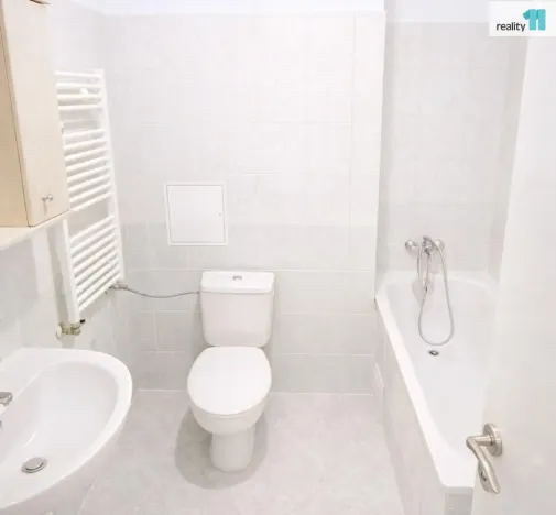 Pronájem bytu 1+kk, Praha - Michle, Pod Bohdalcem I, 50 m2