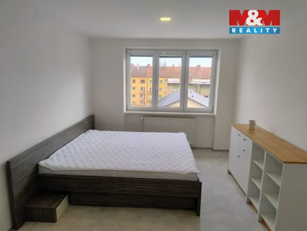 Pronájem bytu 2+1, Opava, náměstí Svaté Hedviky, 56 m2