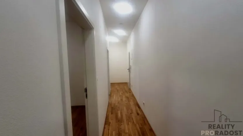 Pronájem bytu 2+kk, Moravský Krumlov, Pod zámkem, 50 m2