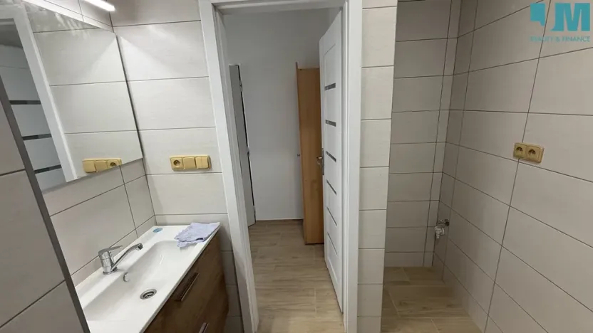 Pronájem bytu 2+1, Třebíč, Velkomeziříčská, 52 m2