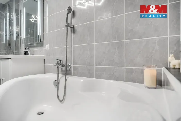 Prodej bytu 3+1, Nový Bor, Palackého, 75 m2