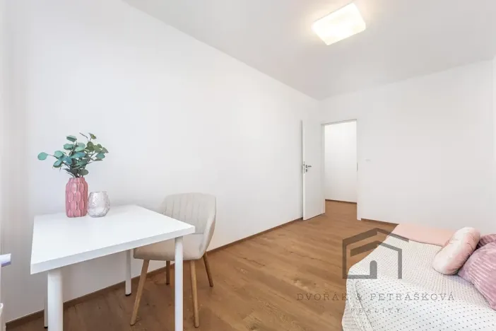 Pronájem bytu 4+kk, Praha - Modřany, Levského, 73 m2