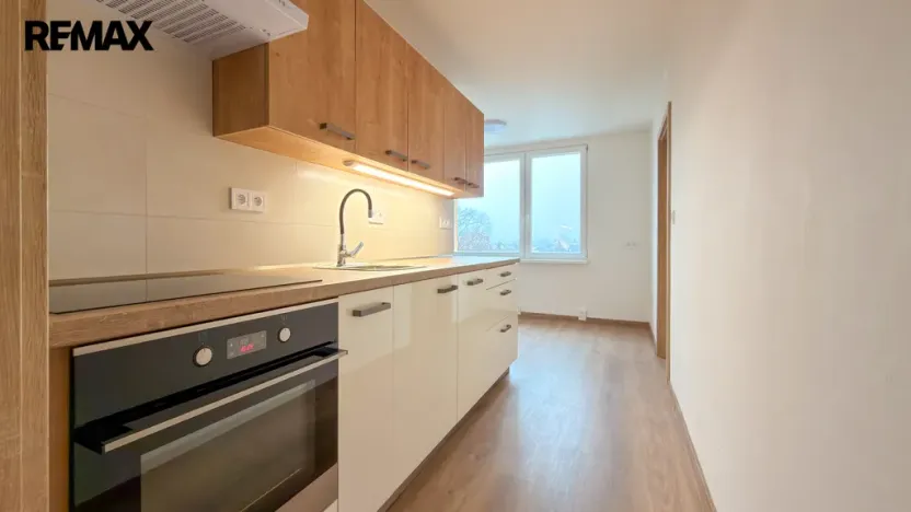 Pronájem bytu 2+1, Trutnov - Dolní Předměstí, Lomní, 60 m2