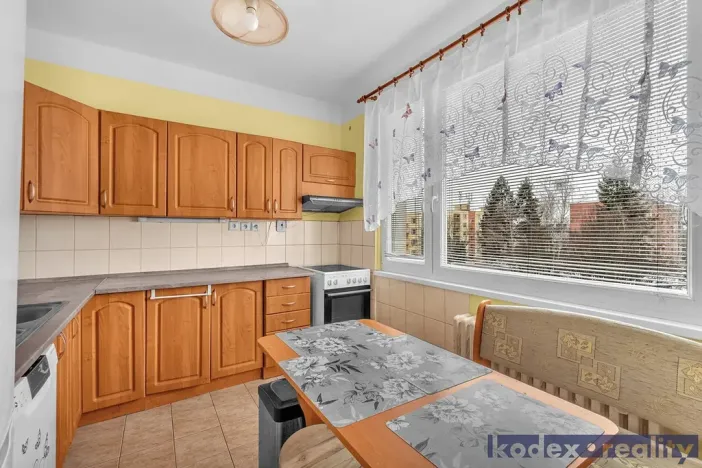 Prodej bytu 2+1, Lázně Bohdaneč, Na Lužci, 62 m2