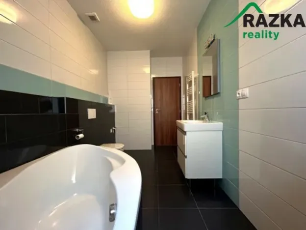 Pronájem bytu 3+kk, Planá, náměstí Svobody, 90 m2