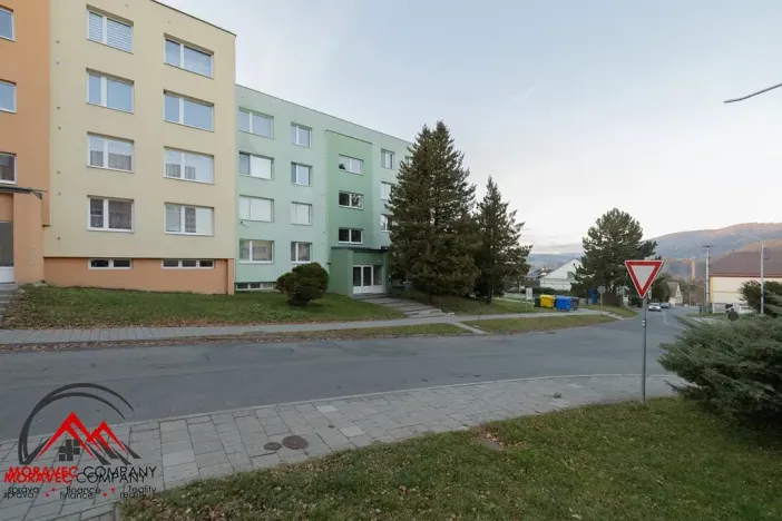 Pronájem bytu 2+1, Vrbno pod Pradědem, nám. Sv. Michala, 59 m2