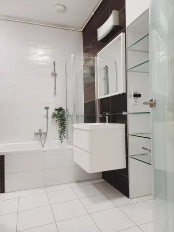 Pronájem bytu 2+1, Hradec Králové, Čelakovského, 70 m2