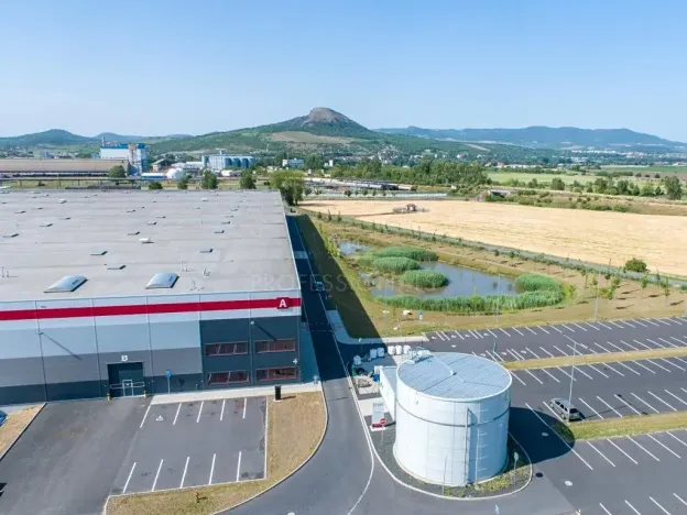 Pronájem skladu, Lovosice, Terezínská, 6248 m2