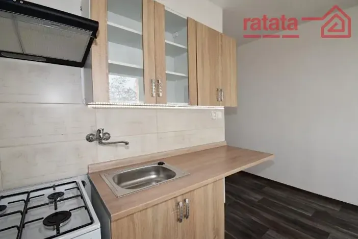 Pronájem bytu 1+1, Chomutov, Jirkovská, 35 m2