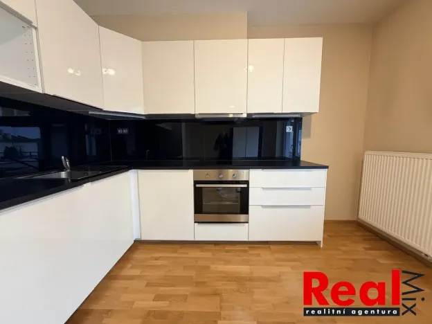 Pronájem bytu 1+kk, Brno - Královo Pole, Božetěchova, 42 m2