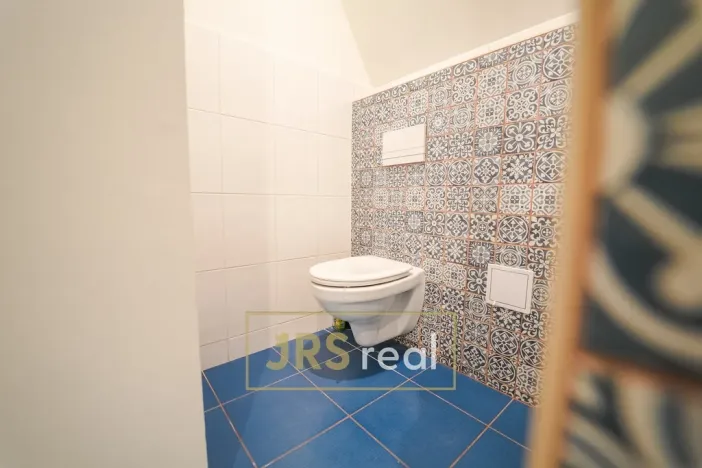 Prodej komerční nemovitosti, Hovorany, 141 m2