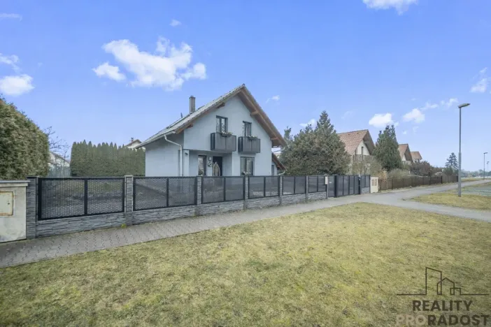 Prodej rodinného domu, Hrochův Týnec, Zámecká, 126 m2