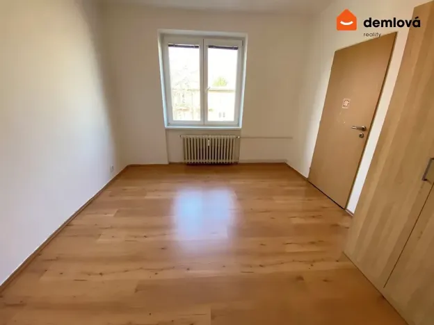 Pronájem bytu 2+1, Ostrava, Svazácká, 52 m2