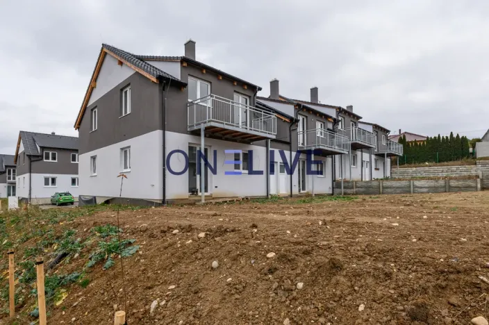 Prodej bytu 3+kk, Vochov, 70 m2