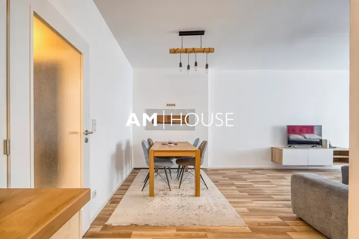 Pronájem bytu 1+kk, Praha - Strašnice, Zvěřinova, 51 m2