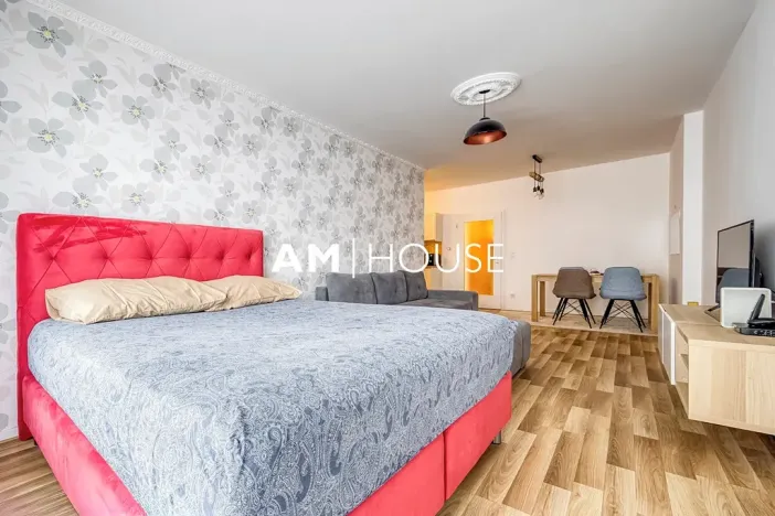 Pronájem bytu 1+kk, Praha - Strašnice, Zvěřinova, 51 m2