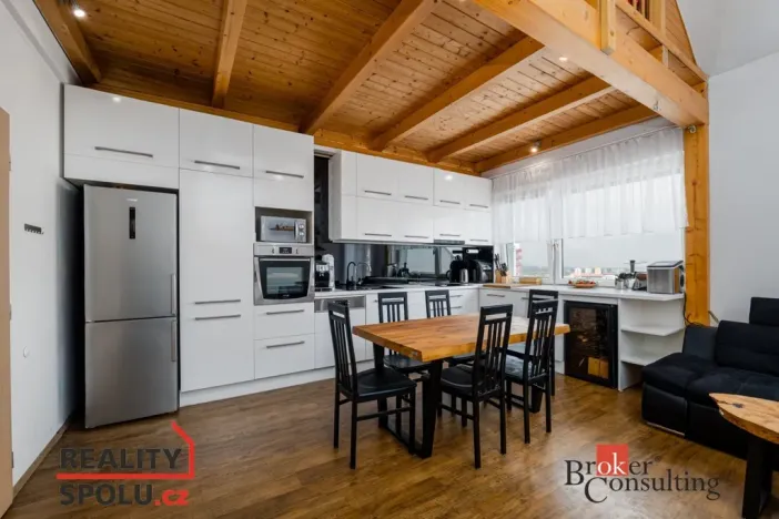 Pronájem bytu 3+kk, Praha - Letňany, Kuželova, 92 m2