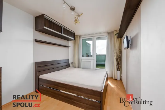 Pronájem bytu 3+kk, Praha - Letňany, Kuželova, 92 m2