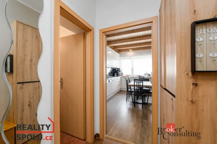 Pronájem bytu 3+kk, Praha - Letňany, Kuželova, 92 m2